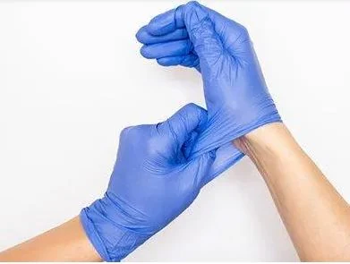 Gloves (20)