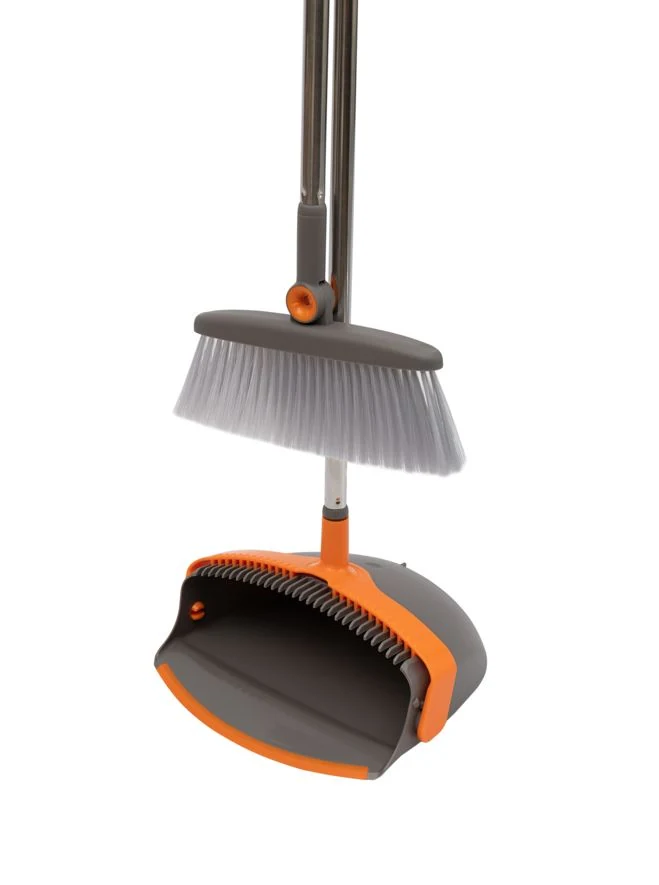 Flip-up scoop with a Kornel brush Flip-up scoop with a Kornel brush