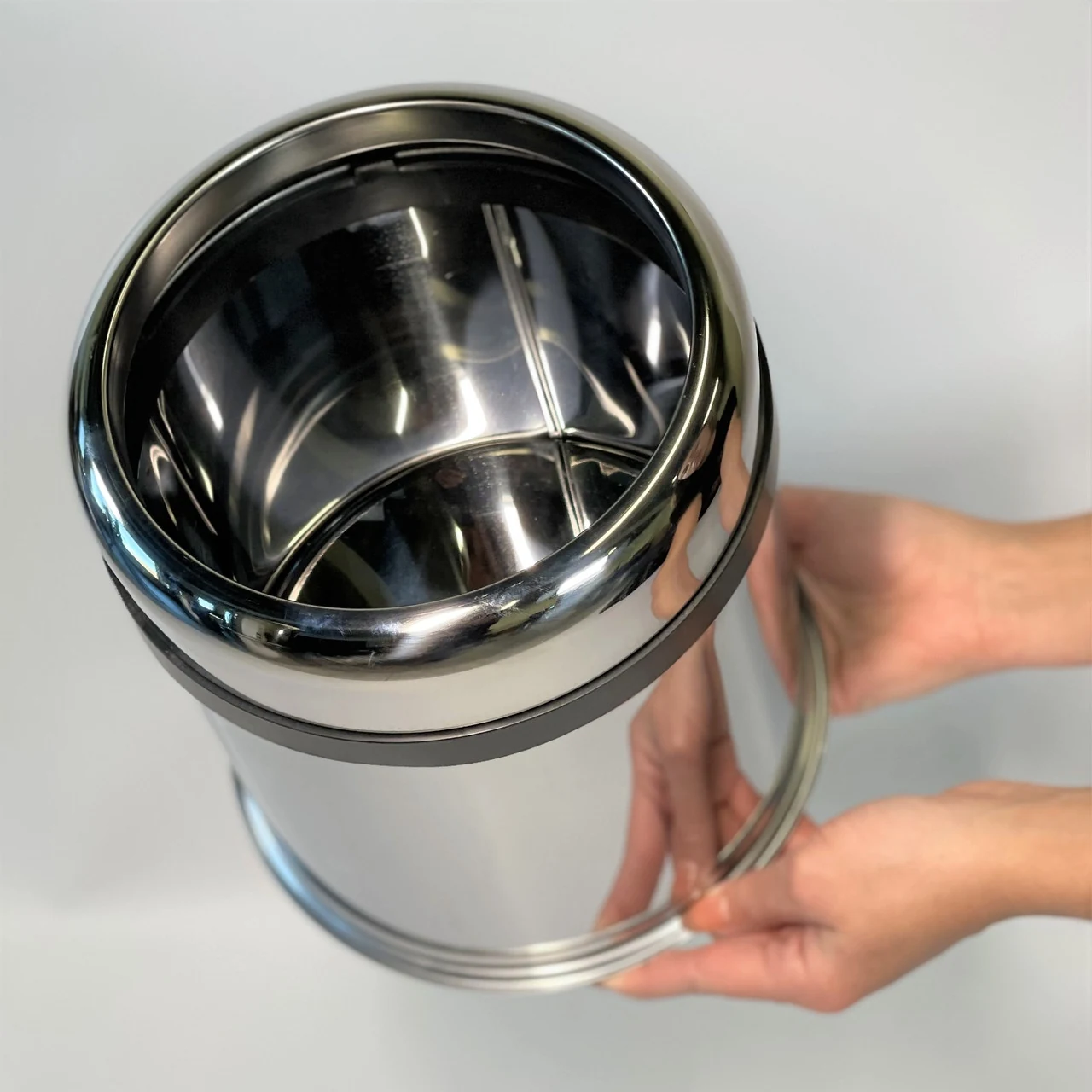 Open waste bin with clamping ring 5 l Open waste bin with clamping ring 5 l