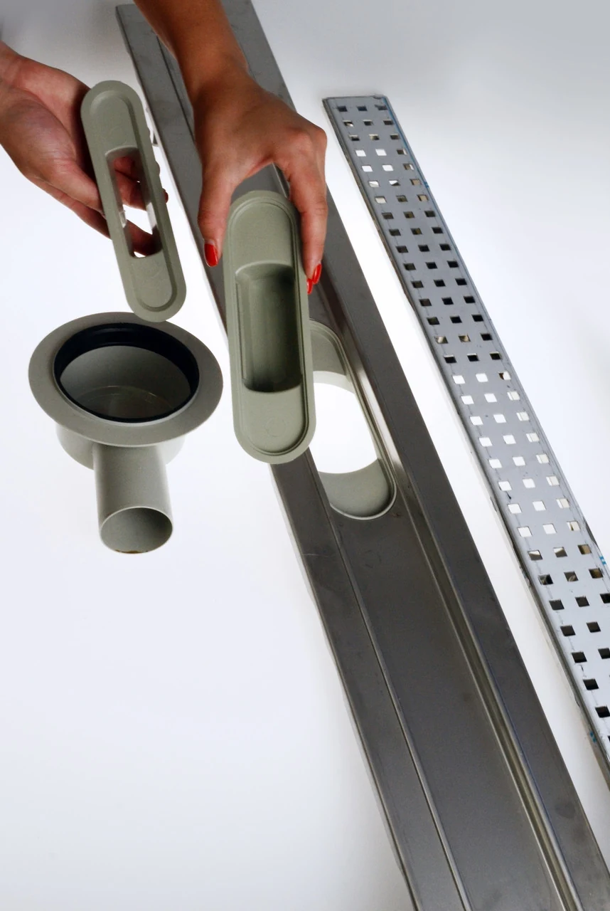 Shower drain with a stainless steel body with a horizontal flange, “Square” grate 80 cm. Shower drain with a stainless steel body with a horizontal flange, “Square” grate 80 cm.