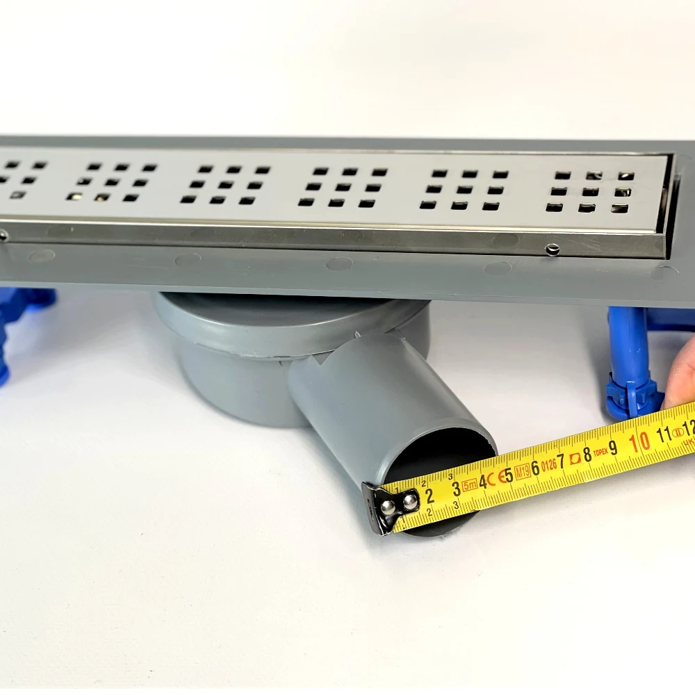 Shower drain with horizontal outlet, 33 cm square grate with horizontal flange Shower drain with horizontal outlet, 33 cm square grate with horizontal flange