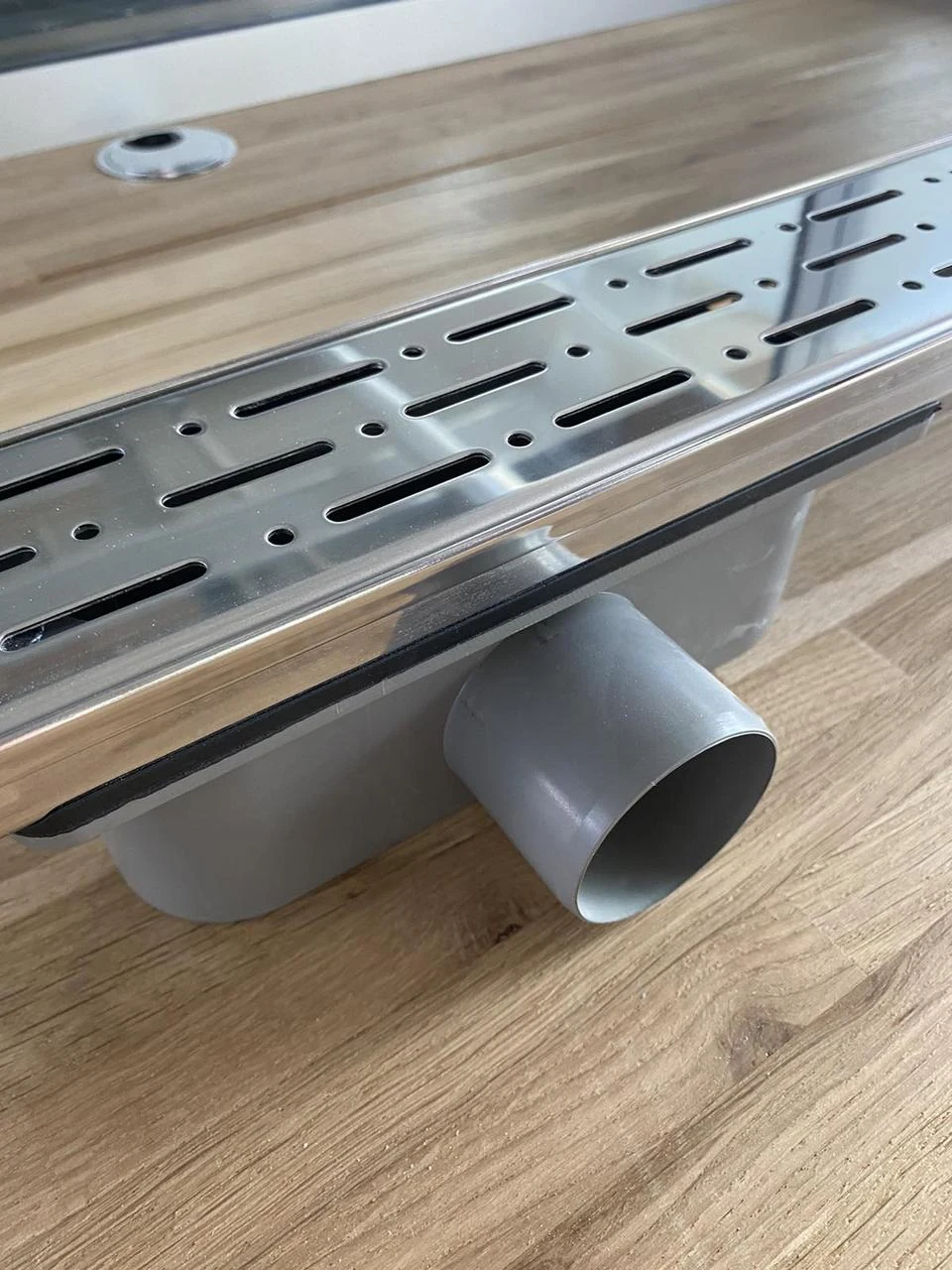 Shower drain without flange, rain grate 80 cm, shower drainage tray with plastic body Shower drain without flange, rain grate 80 cm, shower drainage tray with plastic body