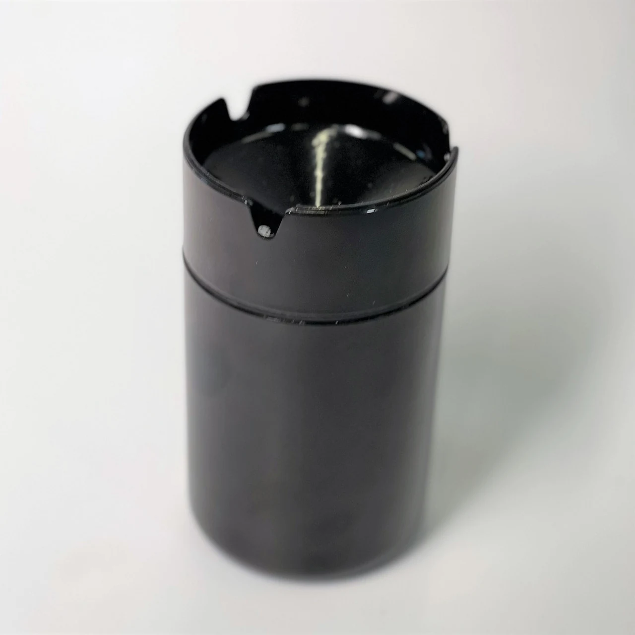 Tabletop ashtray made of stainless steel, black 12cm Maxi