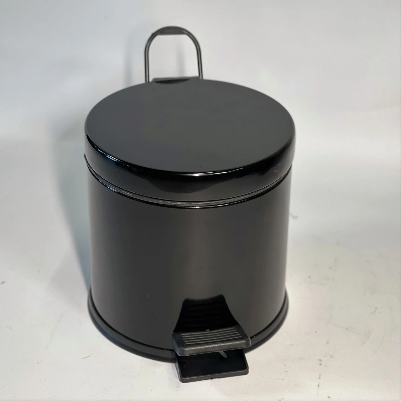 Trash can with pedal stainless steel 3 liters 22cm, diameter 21cm black