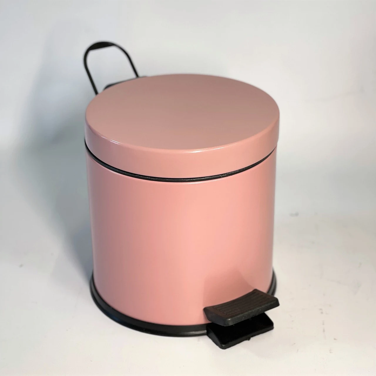 Trash can with pedal stainless steel 3 liters 22cm, diameter 21cm pink
